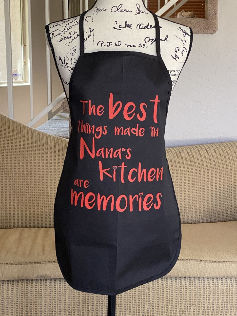Nana apron / grandma apron / nana's kitchen / custom apron / personalized apron / customized apron / kitchen apron / grandmas kitchen gift