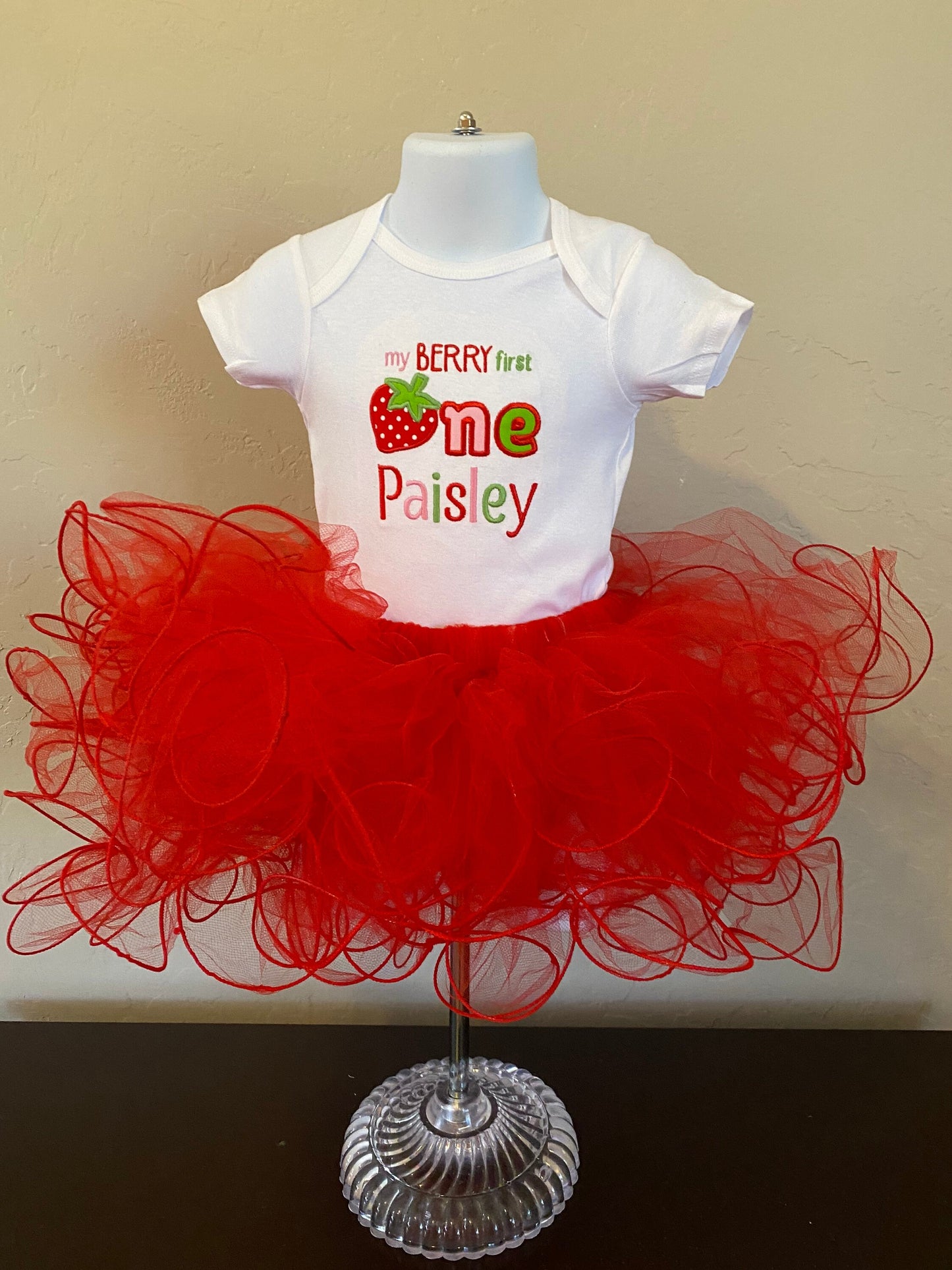 My Berry First One Cupcake Tutu dress birthday outfit  Onesie and tutu set first birthday Strawberry personalized gift applique smash cake