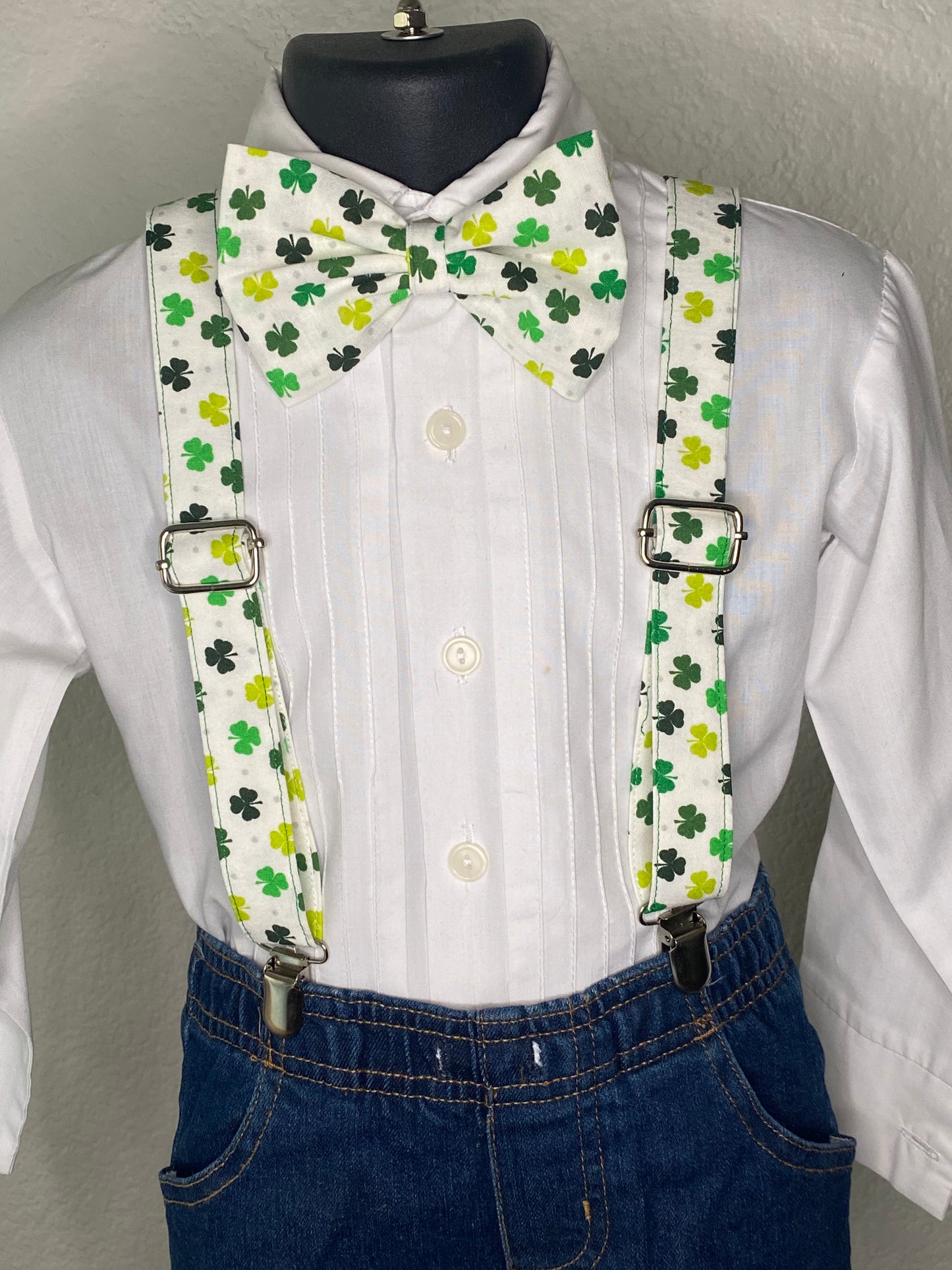 St. Patrick’s Day shamrock clover bow tie and suspenders custom adjustable Velcro birthday outfit photo prop bowtie Wedding special occasi